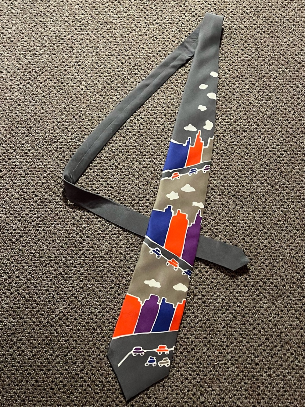 Vicky Davis abstract city scape tie